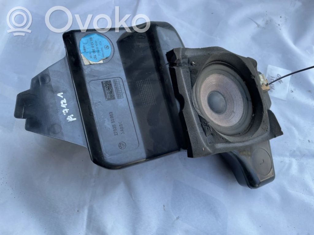 BMW 5 E39 Subwoofer 