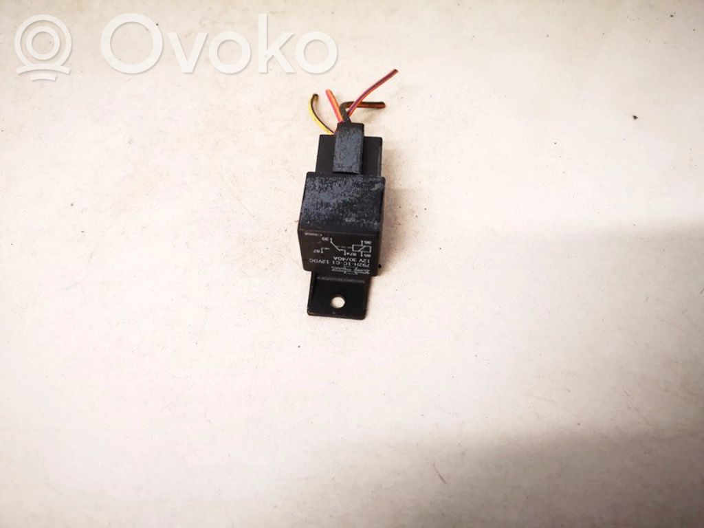 Audi 80 90 B3 Other relay 