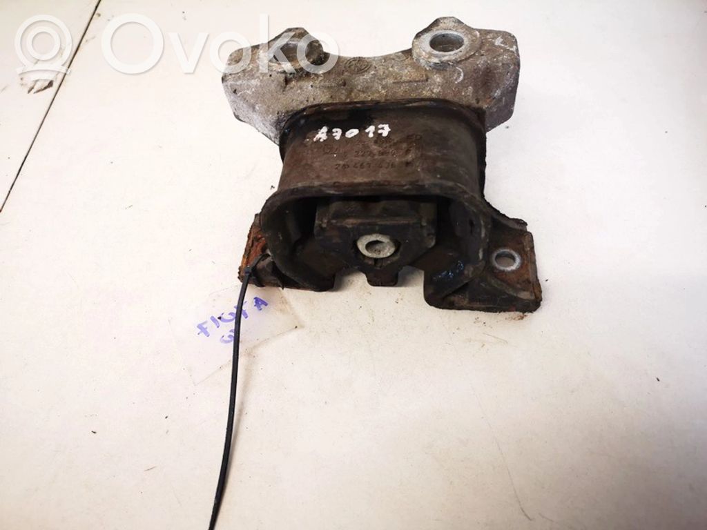Opel Tigra B Supporto di montaggio del motore 
