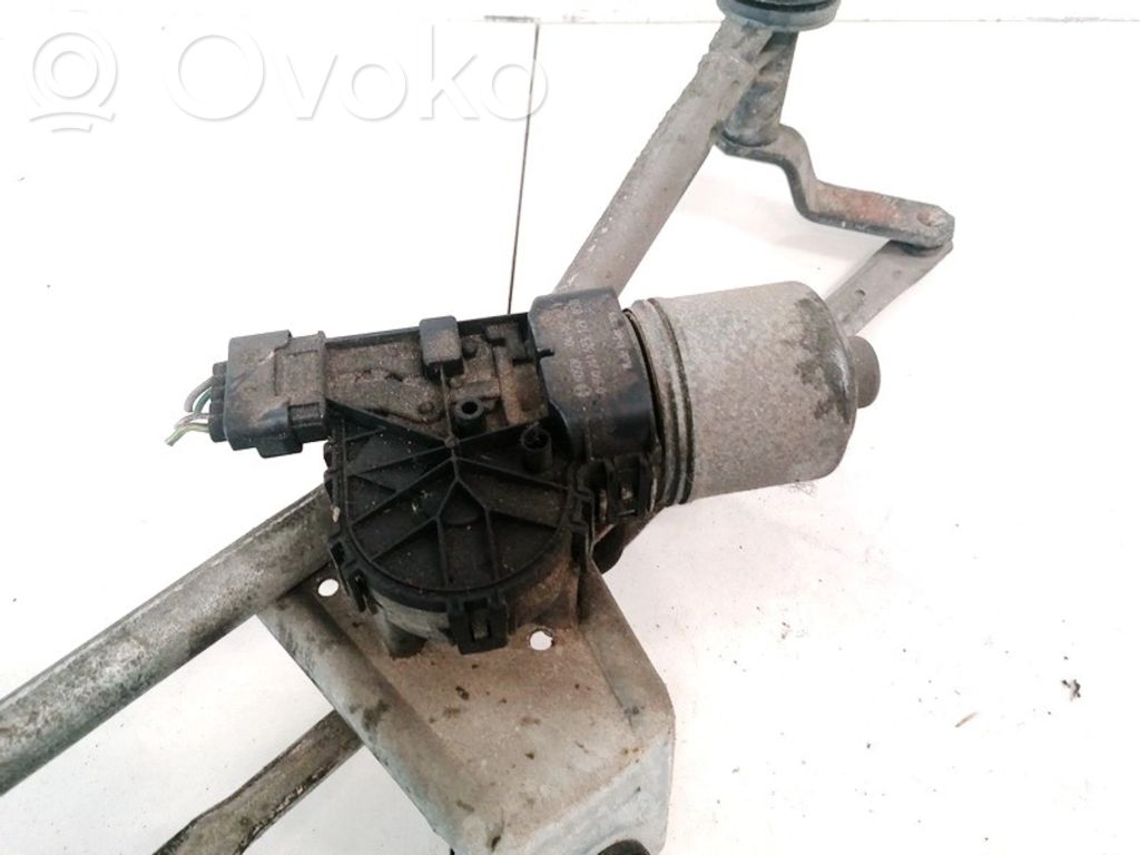 Peugeot 206 Moteur d'essuie-glace 