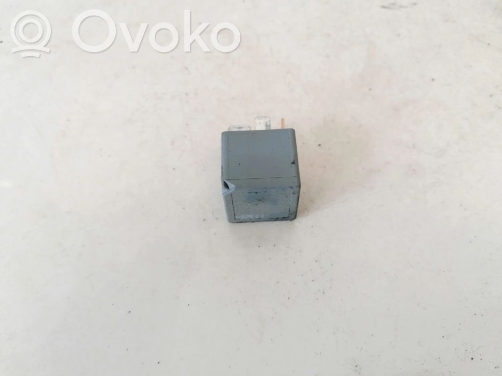 Ford Mondeo Mk III Autres relais