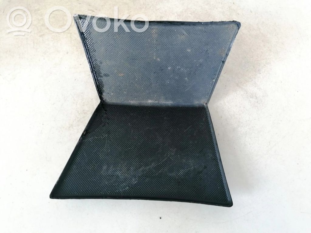 Volkswagen Polo IV 9N3 Inne części wnętrza samochodu 