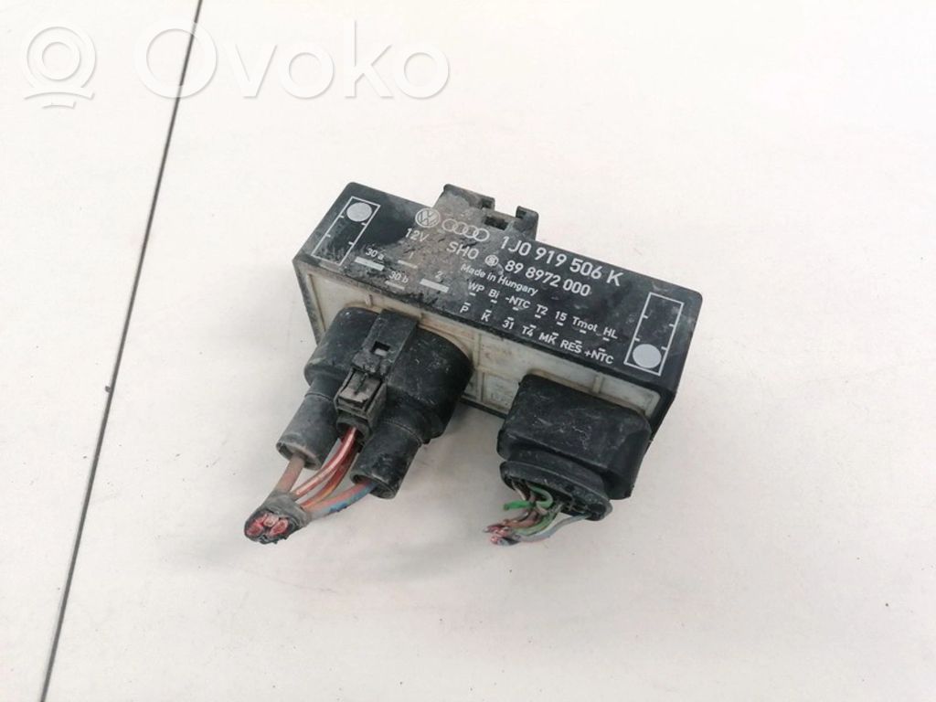 Volkswagen Polo III 6N 6N2 6NF Releu ventilator lichid răcire 