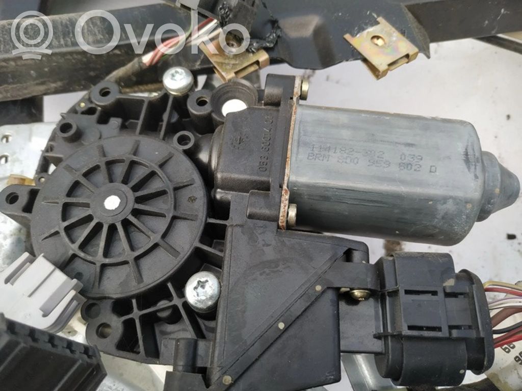 Fensterhebermotor Tür vorne   8D0959802D,8D0959802D