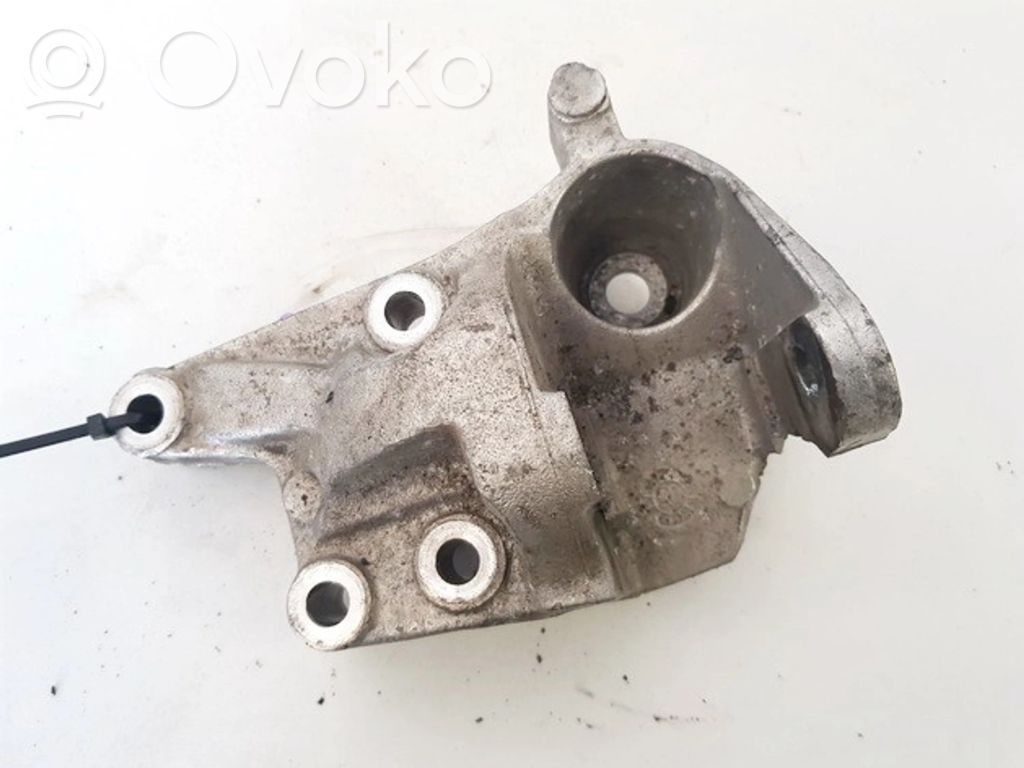 Peugeot 407 Supporto di montaggio del motore (usato) 