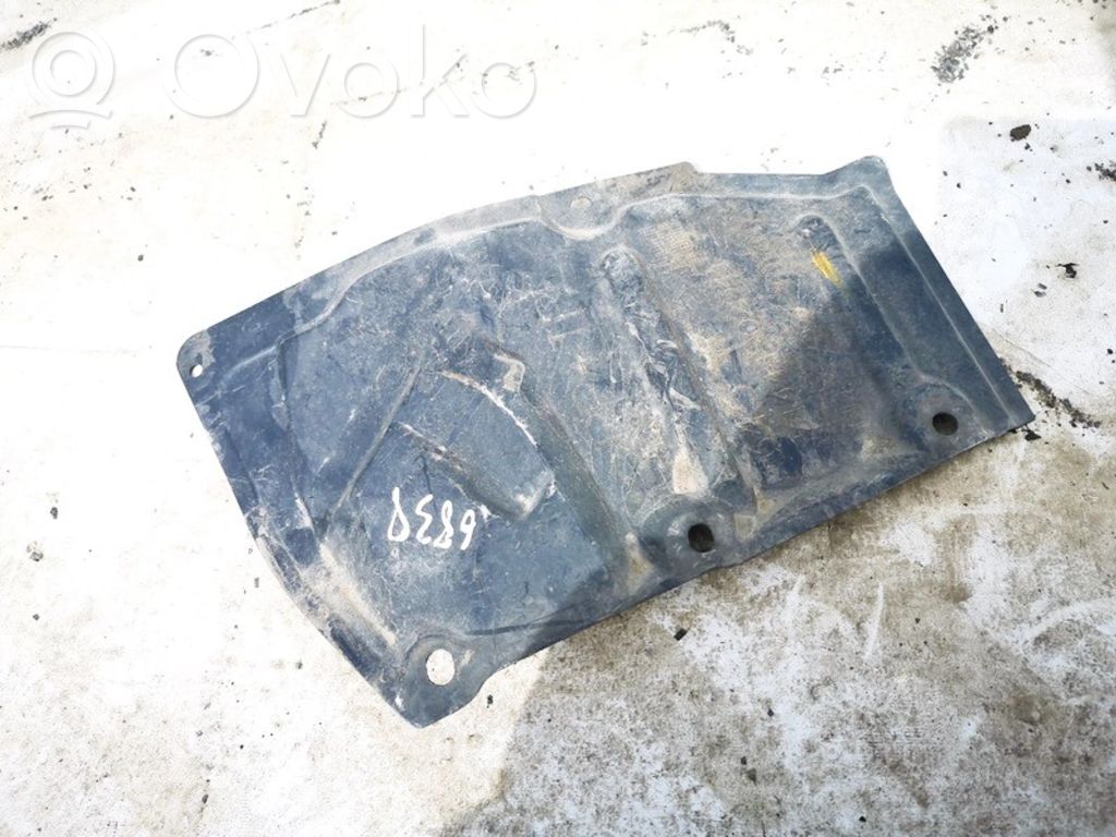 Toyota Avensis T270 Unterfahrschutz Unterbodenschutz Motor 