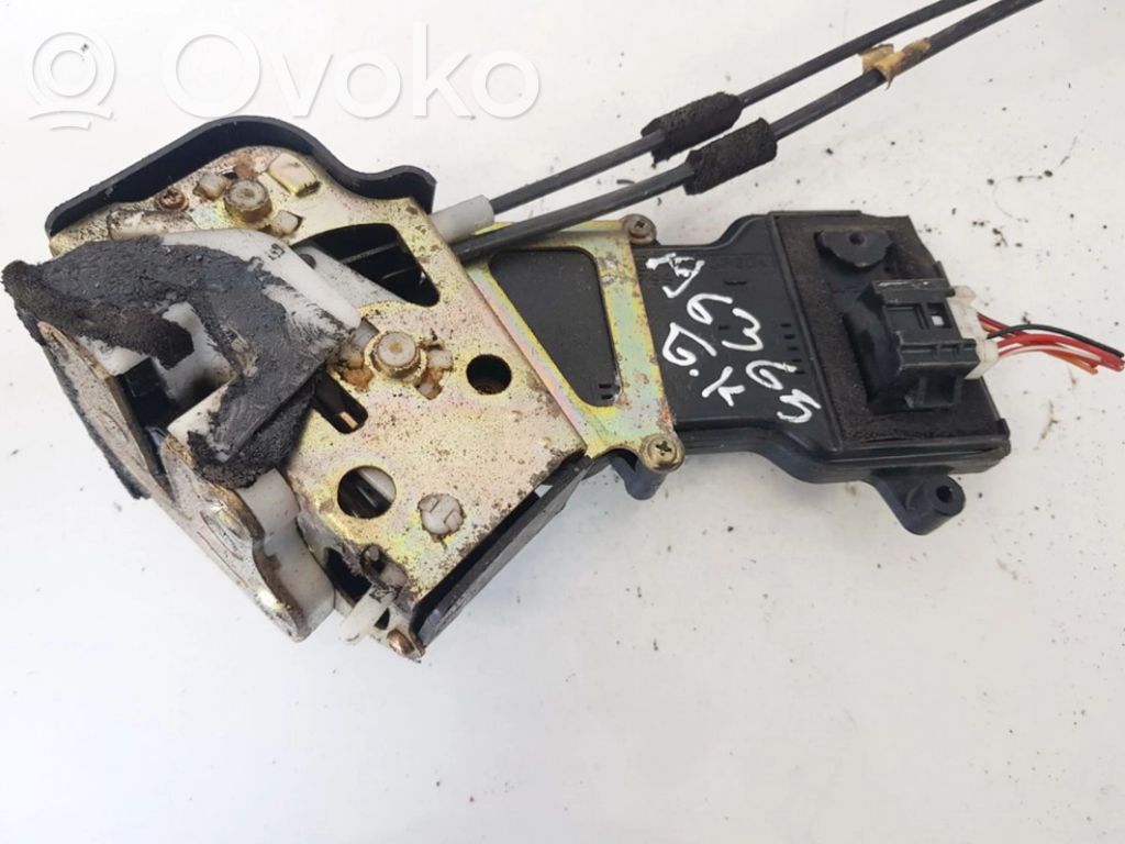 Mazda 2 Galinių durų spyna 