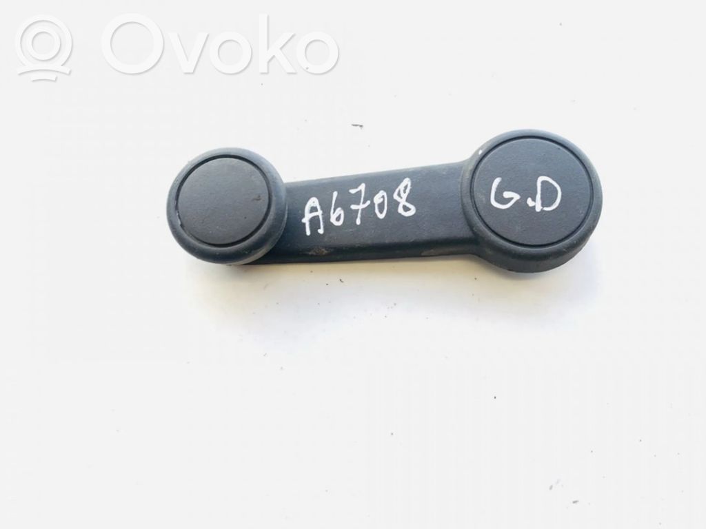 Ford Focus Etuoven ikkunan kampi 