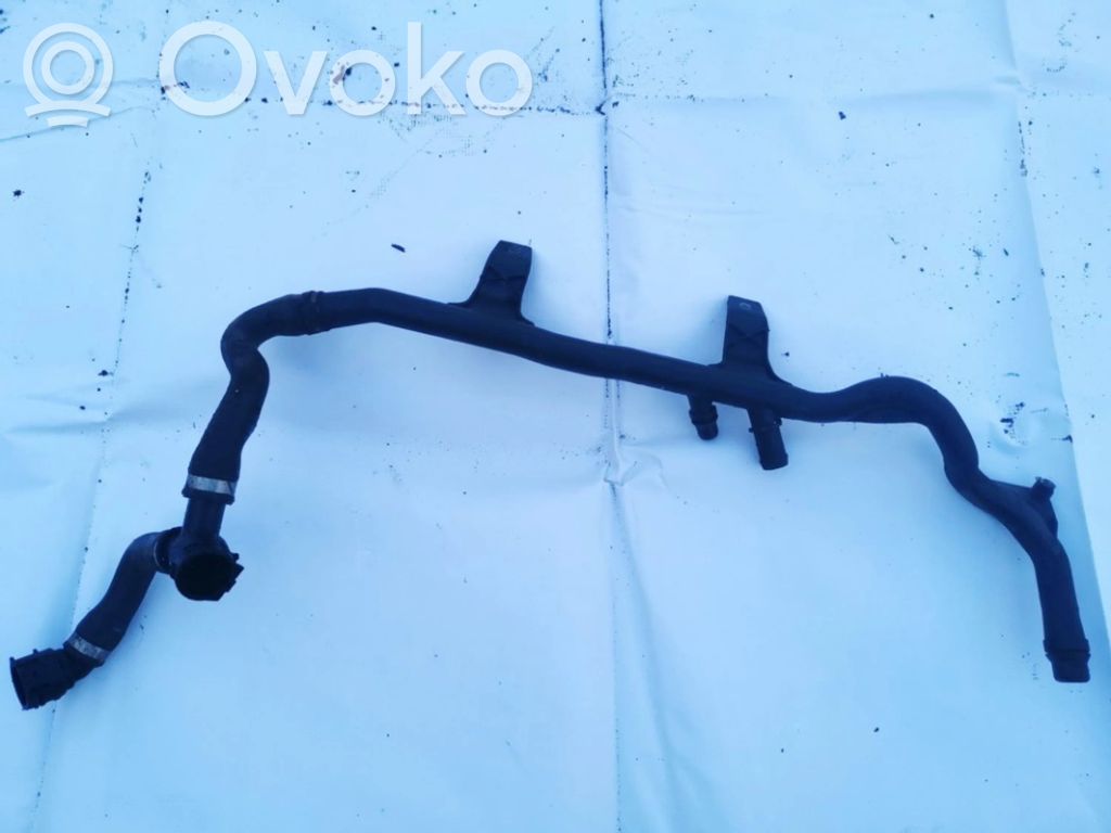 BMW 1 E81 E87 Engine coolant pipe/hose 