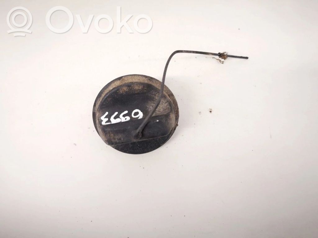Opel Vivaro Bușon umplere rezervor combustibil