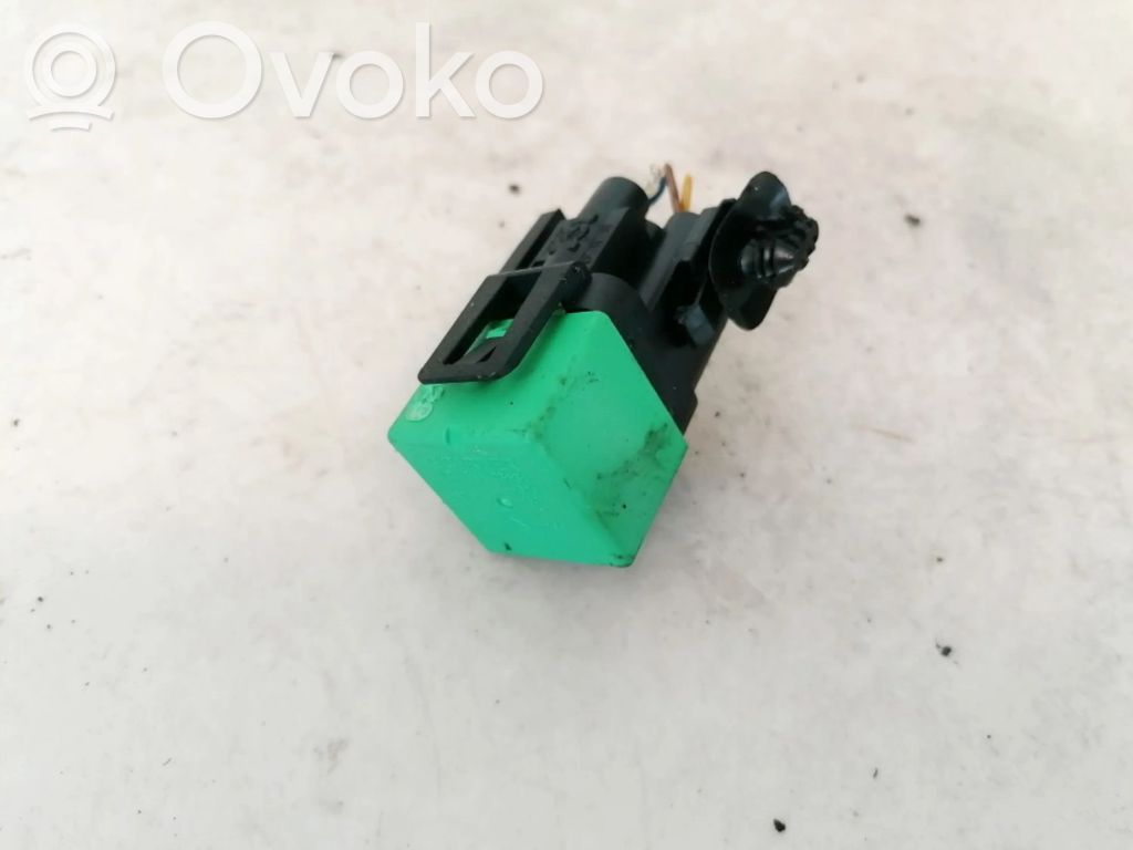 Autres relais   12V35A03531,12V35A03531,12V35A03531,12V35A03531