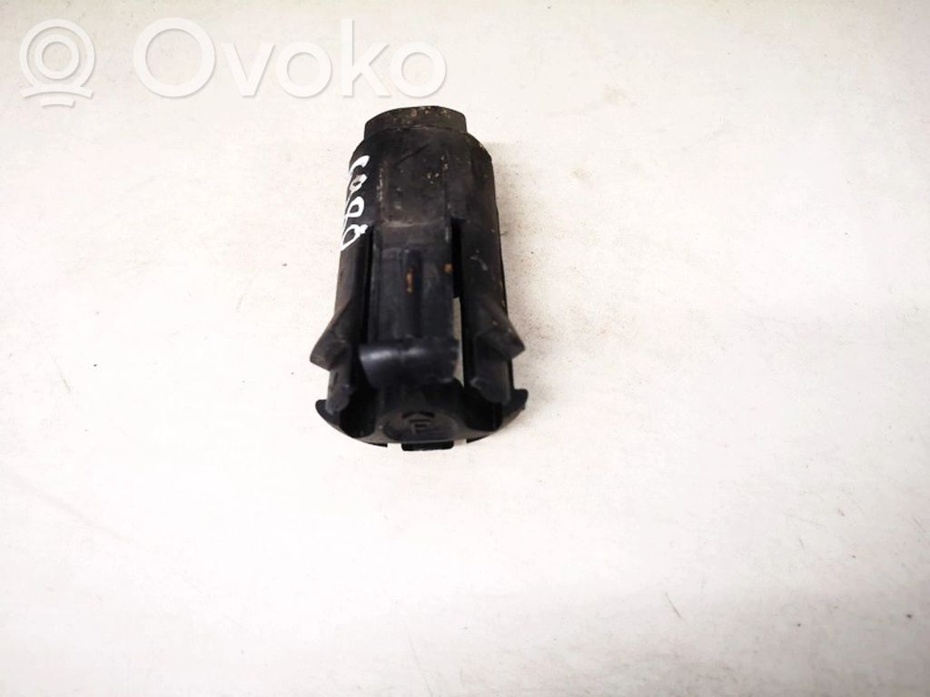 Mazda 3 I Staffa di montaggio del radiatore 