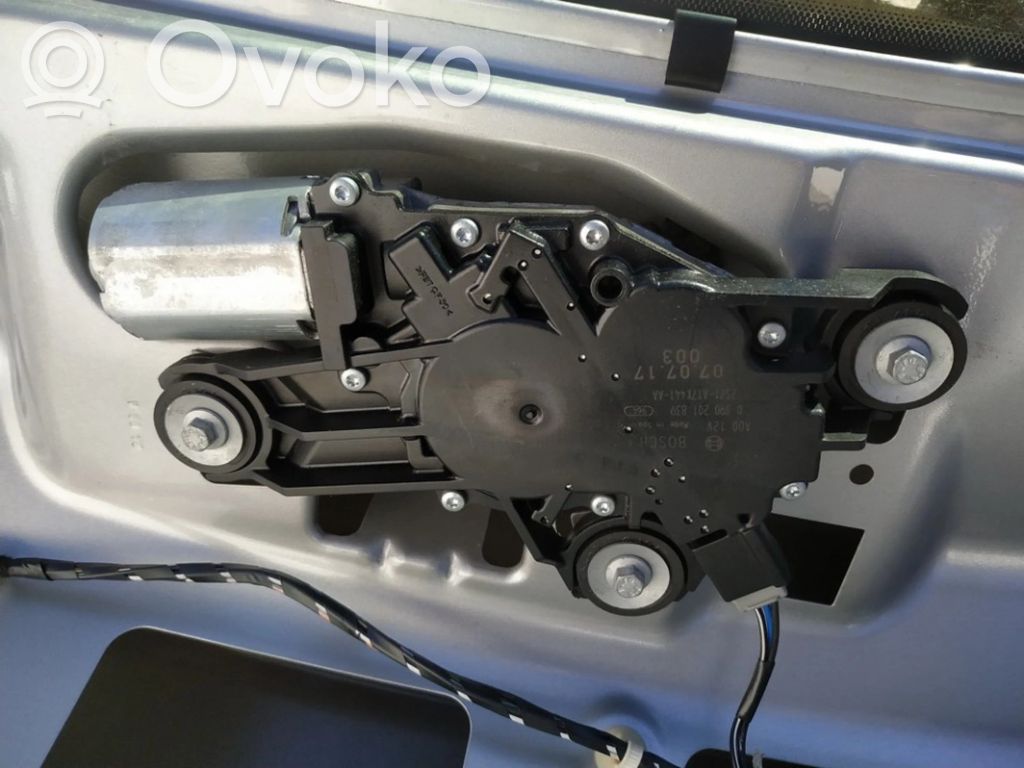 Ford Mondeo MK IV Silniczek wycieraczki szyby tylnej 