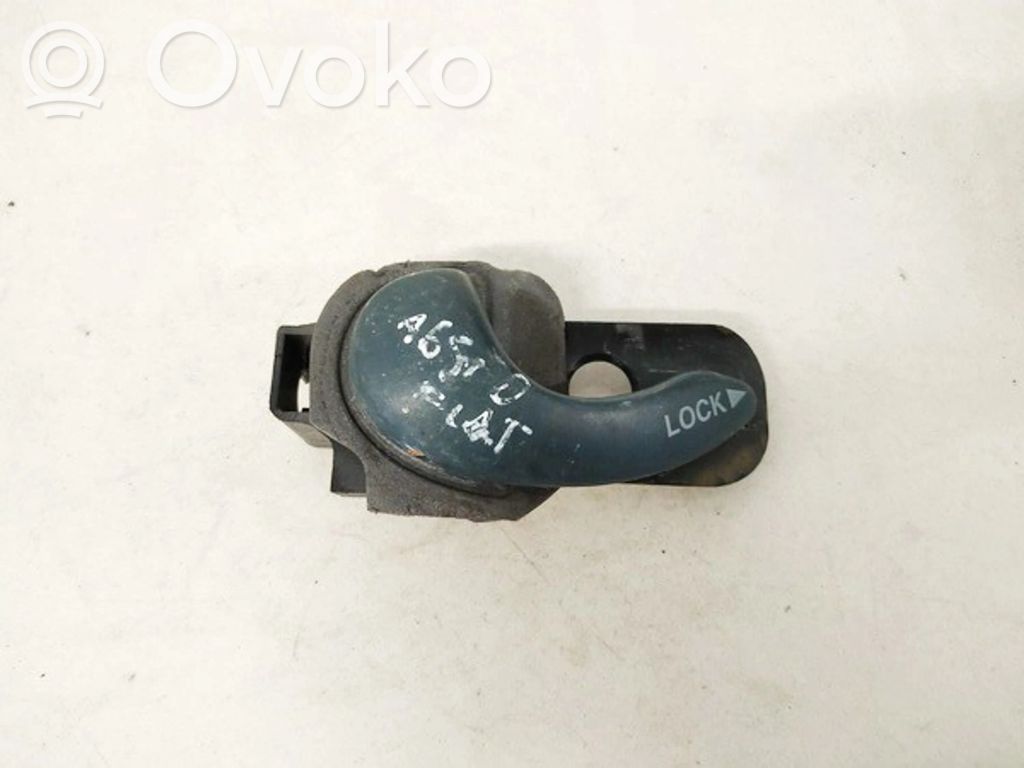 Fiat Doblo Manecilla interna puerta trasera 