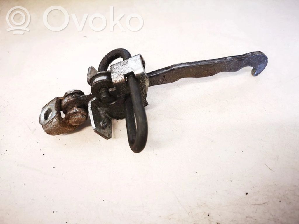 Opel Astra G Etuoven pidätin 