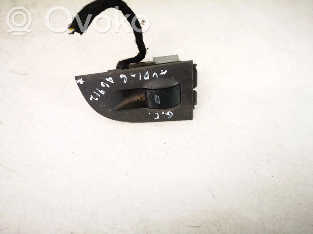 Audi A6 S6 C5 4B Interruttore di controllo dell’alzacristalli elettrico