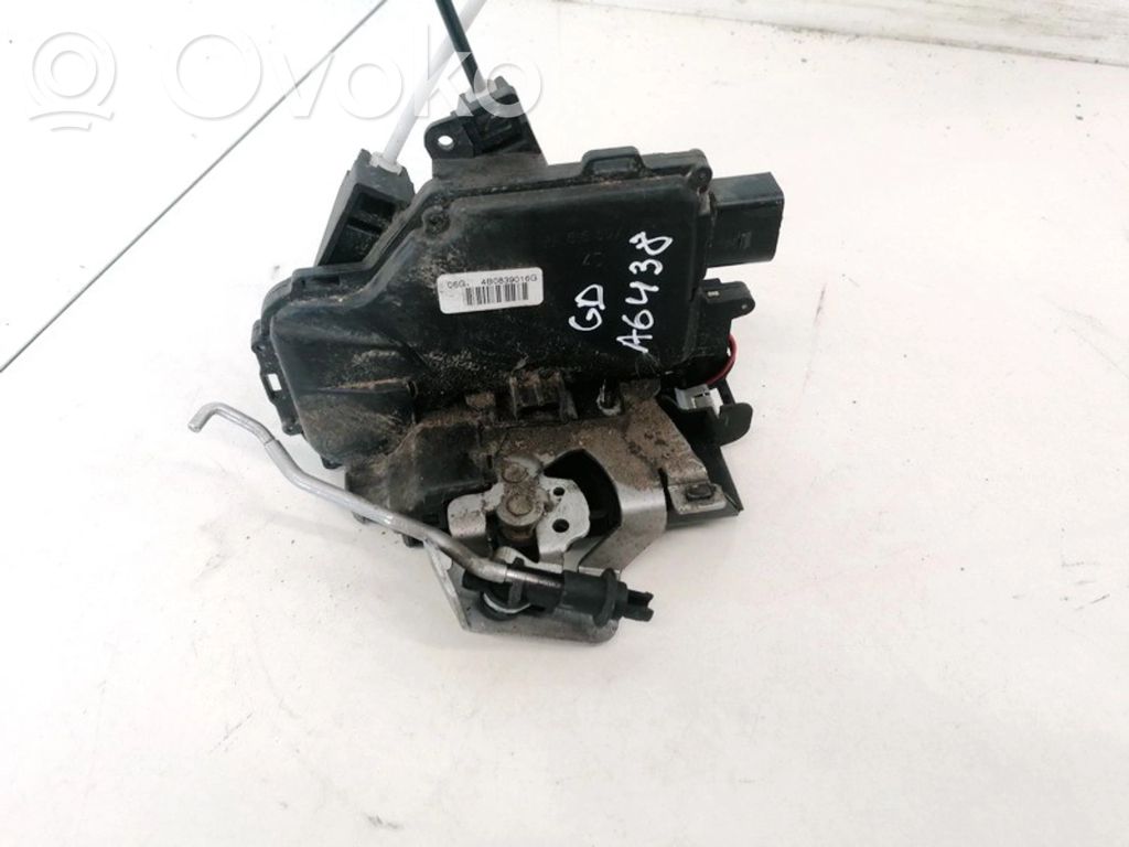 Audi A6 S6 C5 4B Serratura portiera posteriore