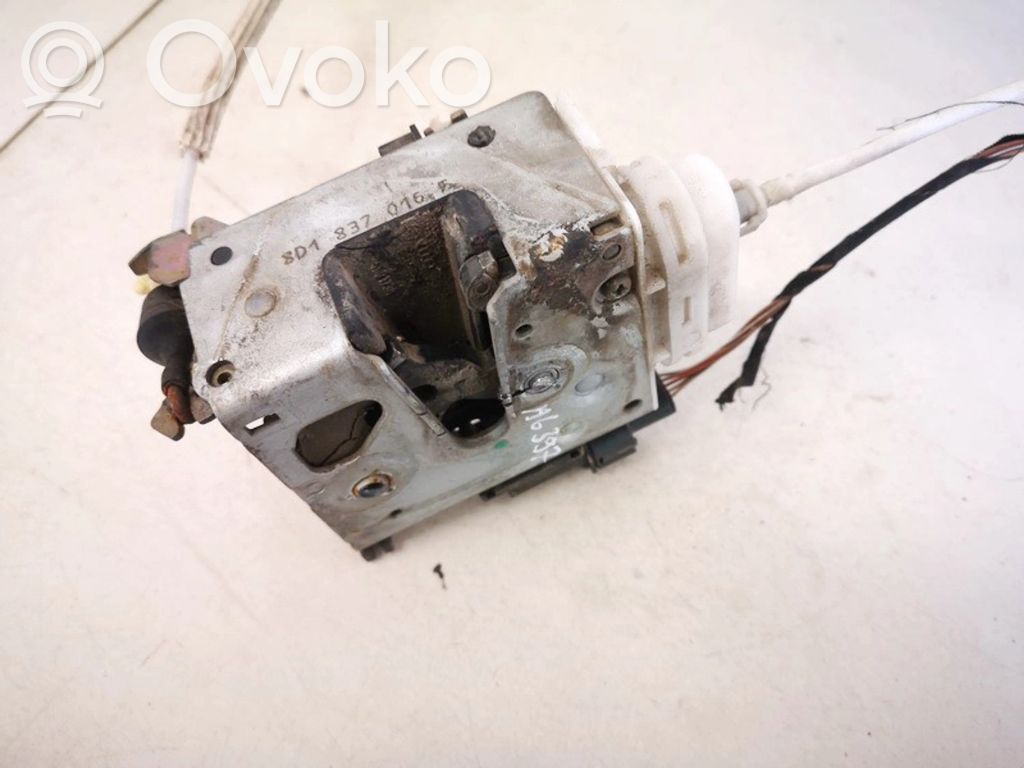 Audi A4 S4 B5 8D Serratura portiera anteriore 