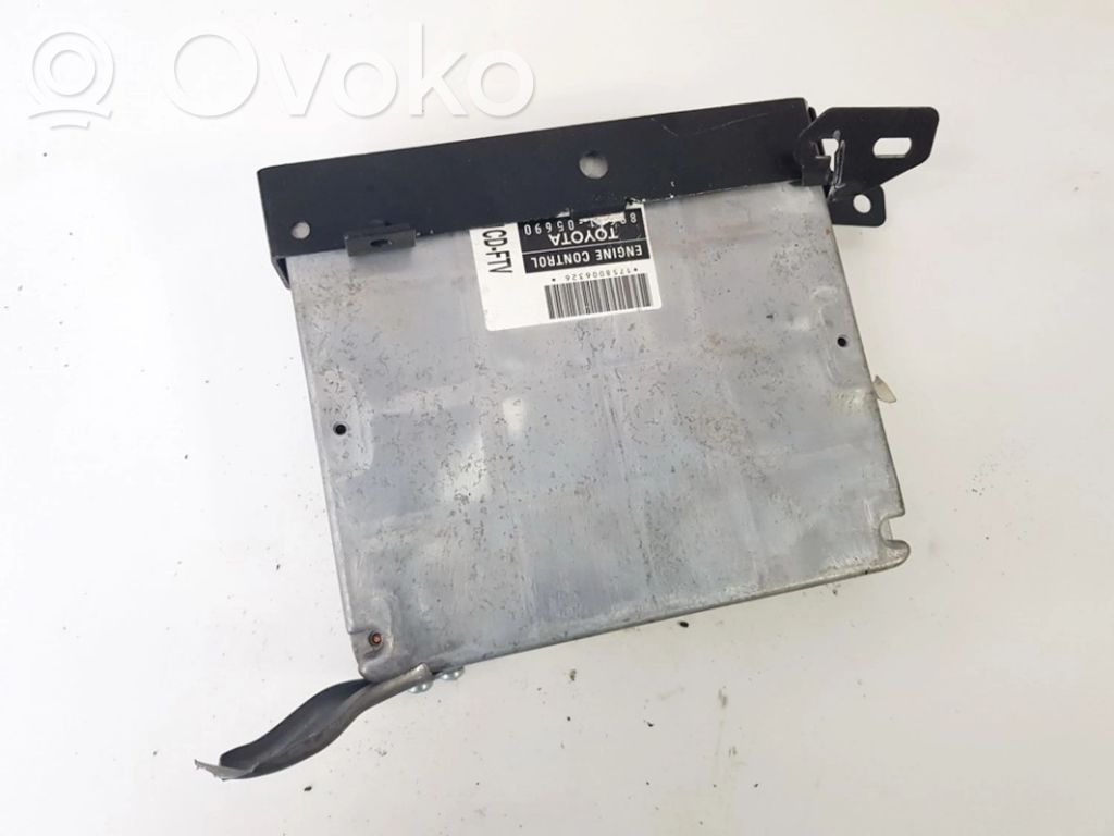 Toyota Avensis T250 Unitate/modul de control motor