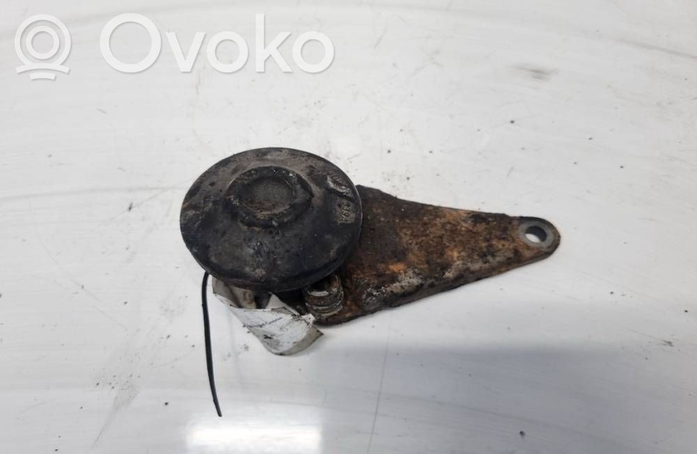 Audi A6 S6 C5 4B Engine mount bracket 