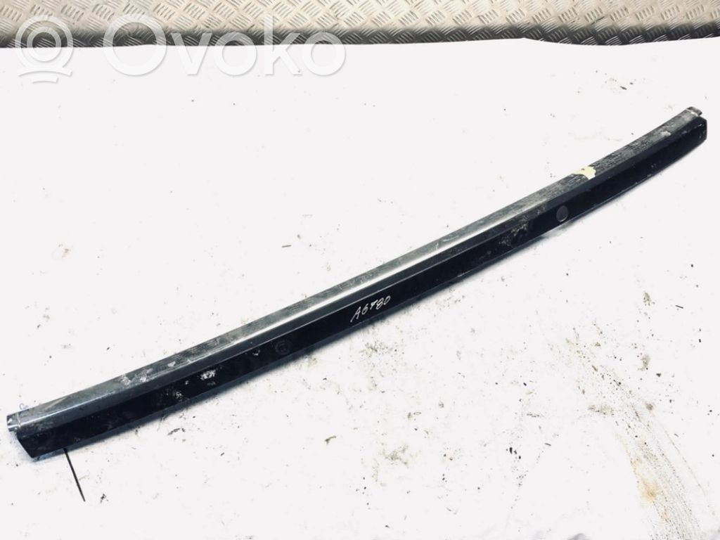 BMW 7 E38 Ornament bară spate 