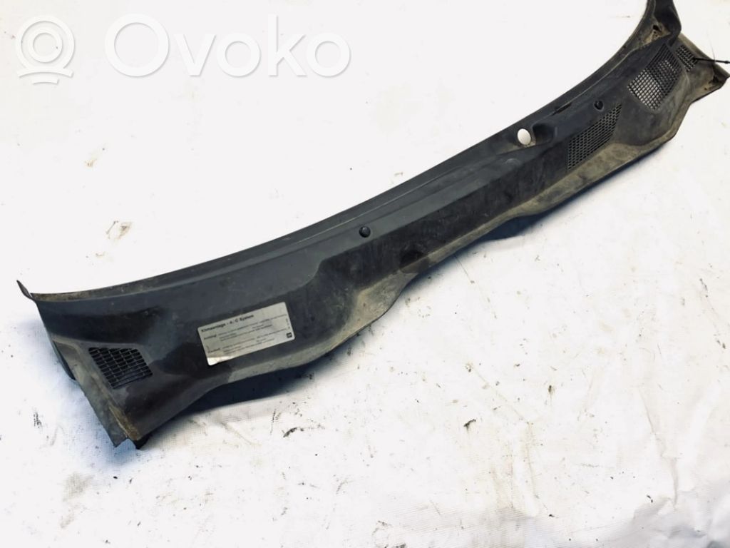 Moldura del limpia   90520680,90520680