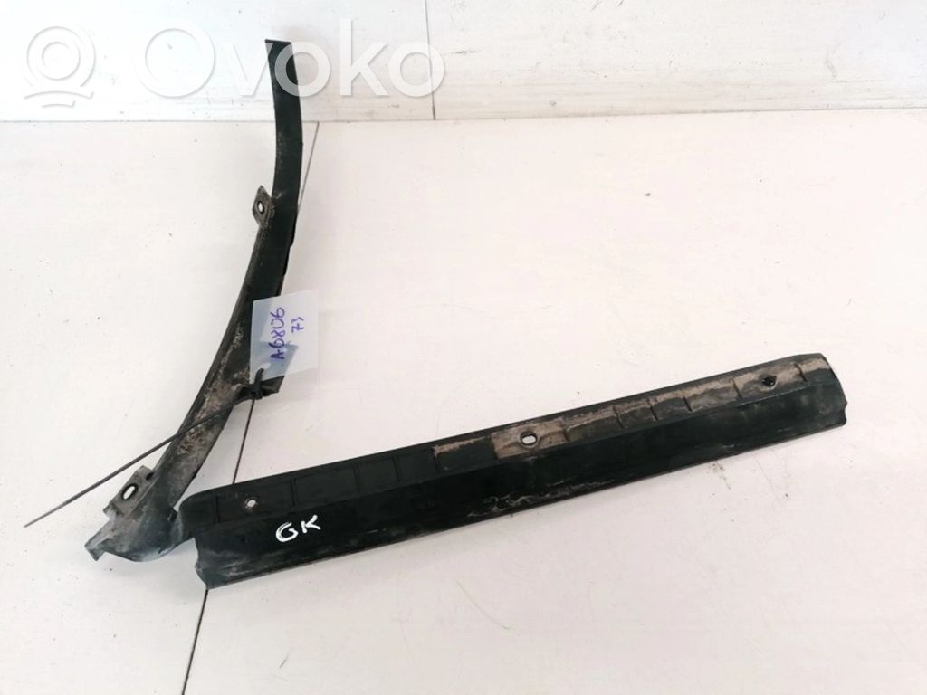 Volkswagen PASSAT B5 Staffa di rinforzo montaggio del paraurti posteriore