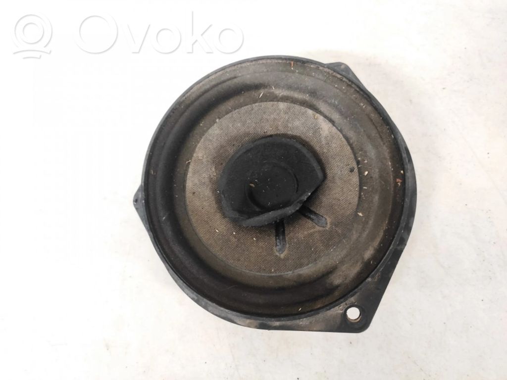 Opel Astra G Etuoven kaiutin 