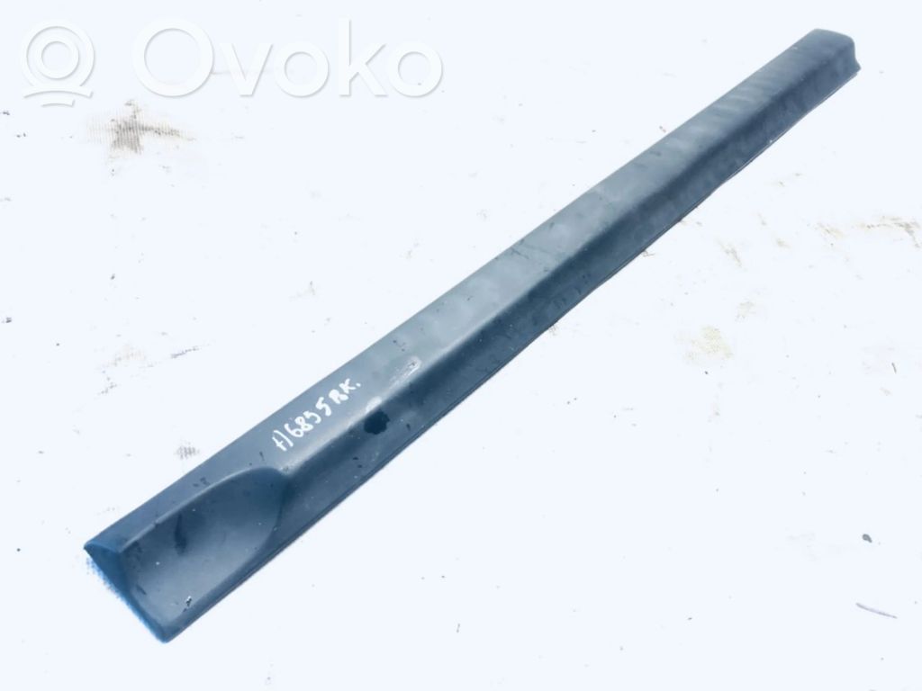 Opel Zafira A Moulure de porte avant 