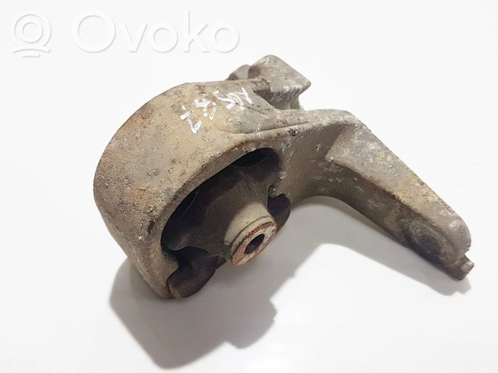 Subaru Outback Engine mount bracket 