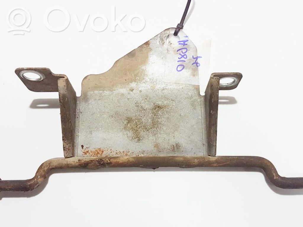 Soporte de apoyo/base del silenciador