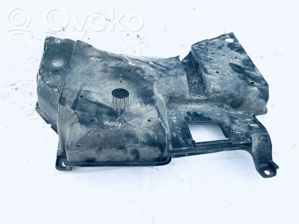 Toyota Auris 150 Placa protectora/protector antisalpicaduras motor