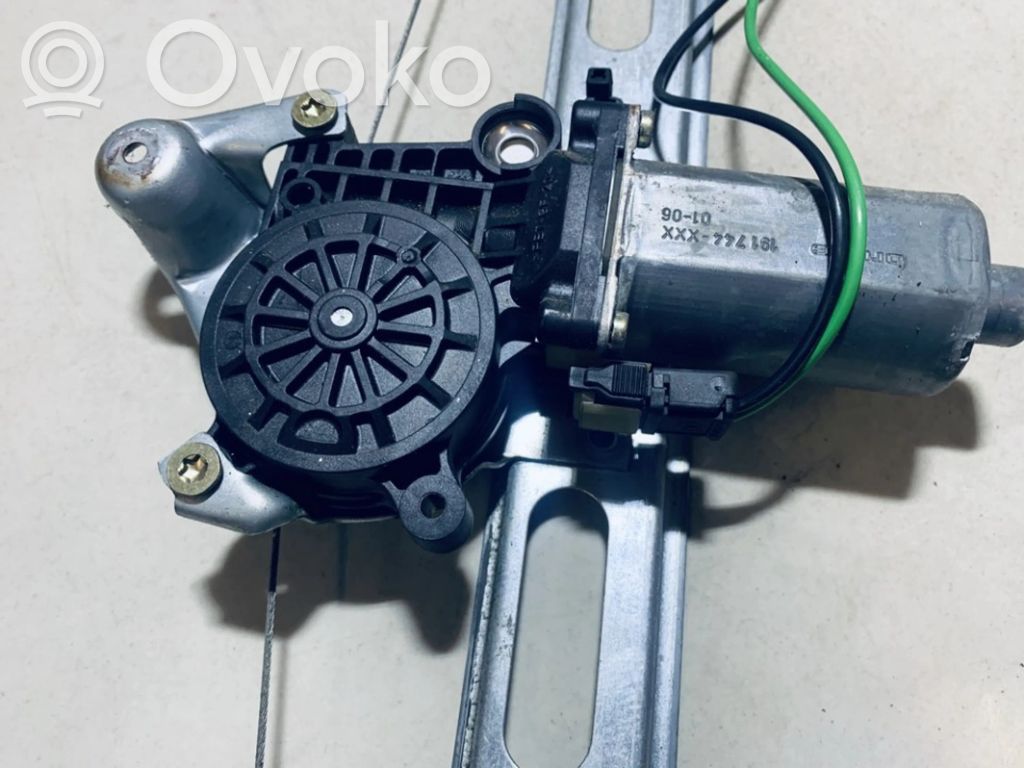Silnik regulatora szyby drzwi przednich   0130821872,0130821872