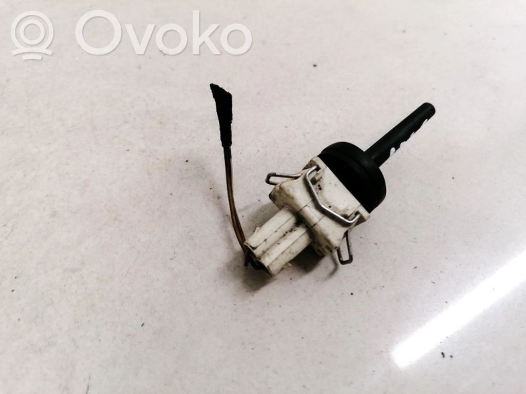 Audi A4 S4 B5 8D Senzor temperatură interioară 