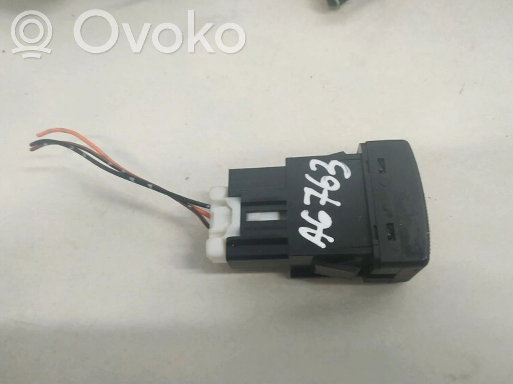 Mazda 5 Alte comutatoare/butoane 