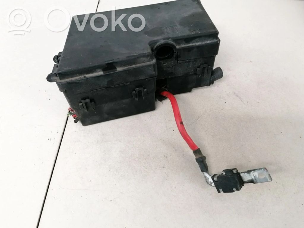 Volvo S40 Skrzynka bezpieczników / Komplet