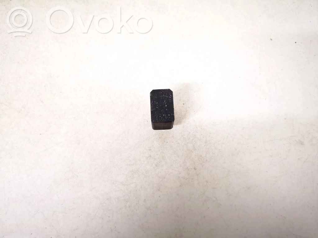 Muu rele   46520421,70230,46520421,70230