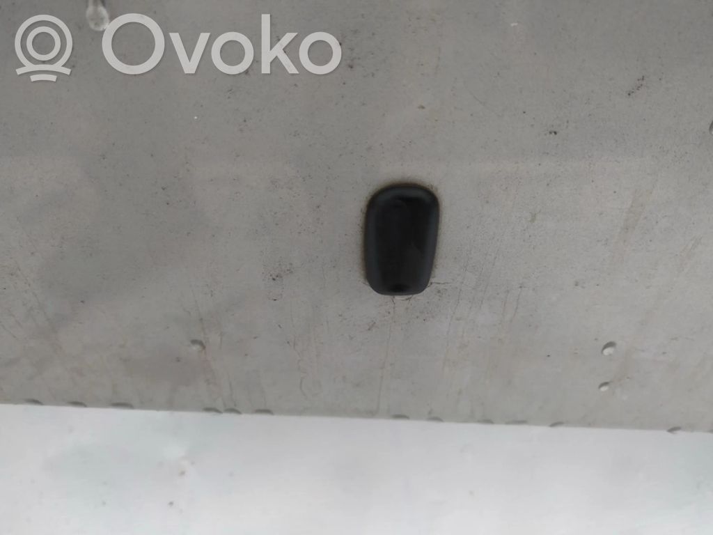 Ford Mondeo MK II Buse de lave-glace