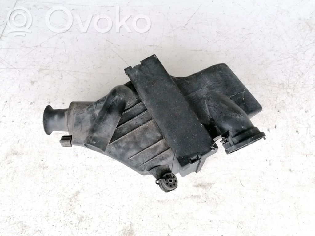 Obudowa filtra powietrza   8799777,1436661,1436661,8799777