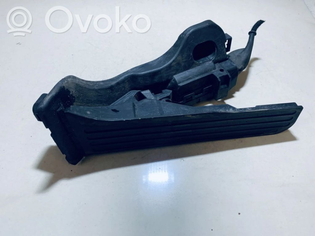 Volkswagen Golf V Pedală accelerație 