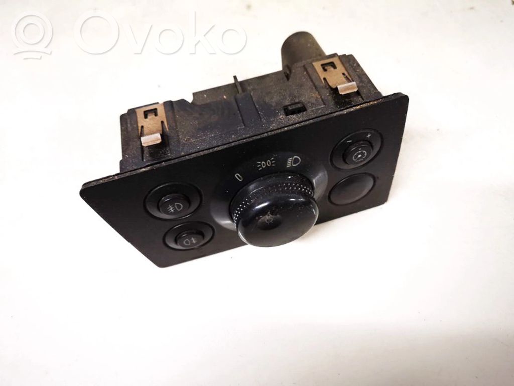 Opel Zafira B Interruptor de luz 