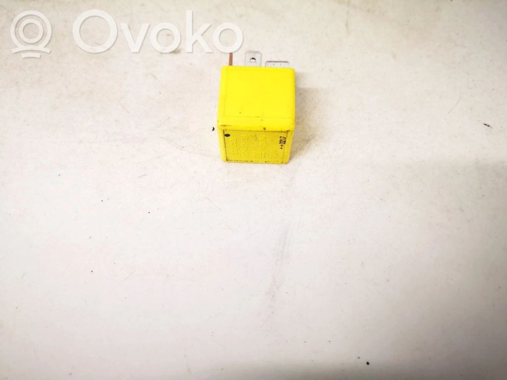 Opel Corsa C Alte relee 