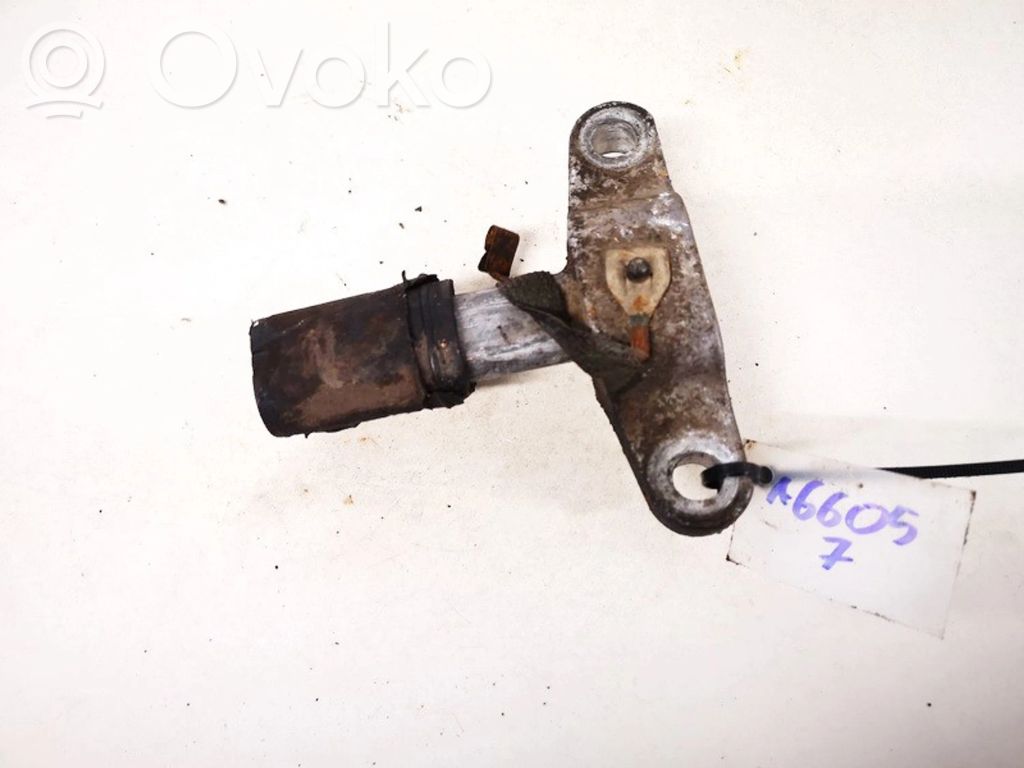 Chrysler Voyager Engine mounting bracket 