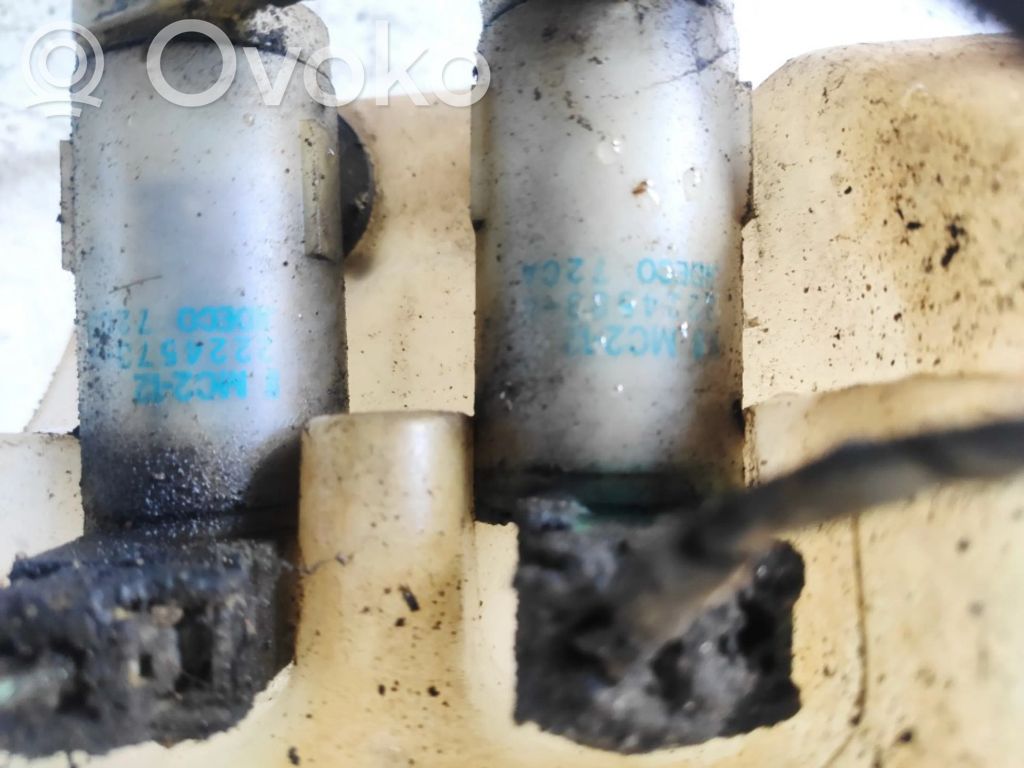 Nissan Almera Windscreen/windshield washer pump 