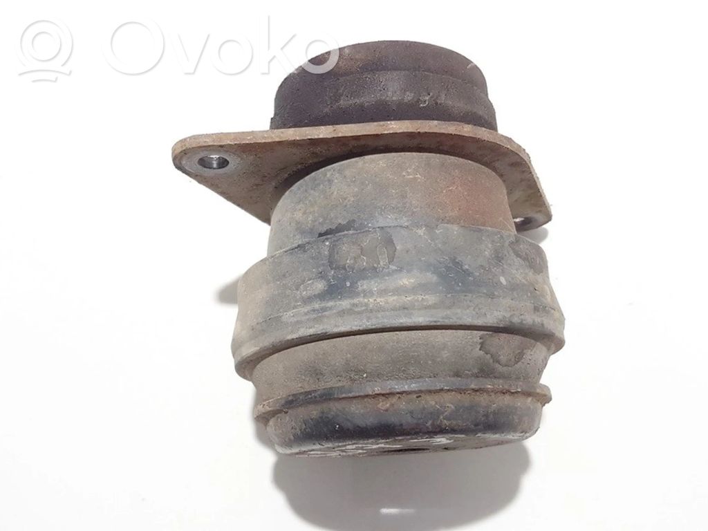 Volkswagen Golf III Suport tampon motor 