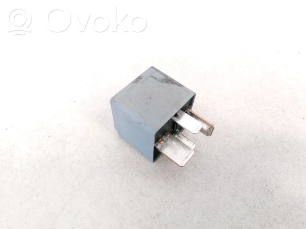 Otros relés   F80B14B192AA,F80B14B192AA,F80B14B192AA,F80B14B192AA