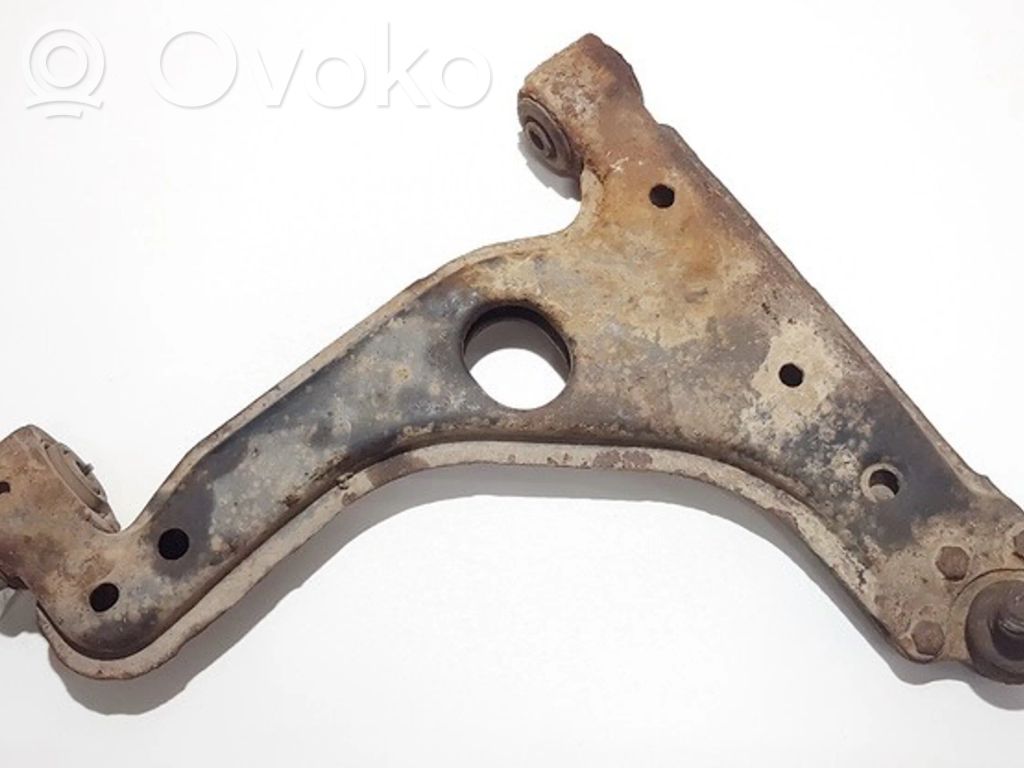 Opel Vectra B Basculă inferioară față 