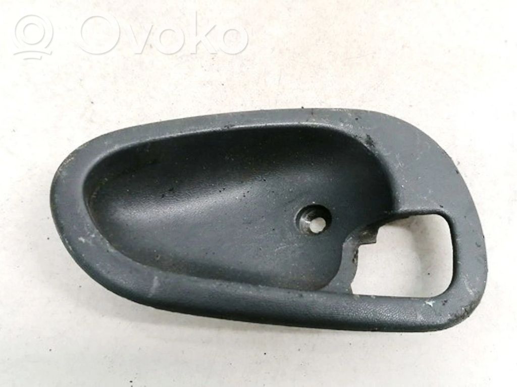 Mitsubishi Space Star Otros repuestos del interior 