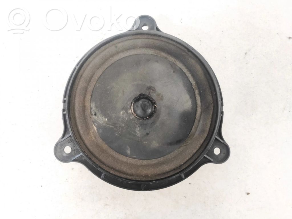 Nissan Almera N16 Difuzor ușă față 