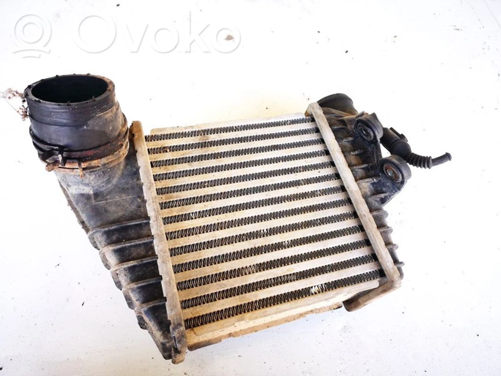 Skoda Octavia Mk1 (1U) Chłodnica powietrza doładowującego / Intercooler 